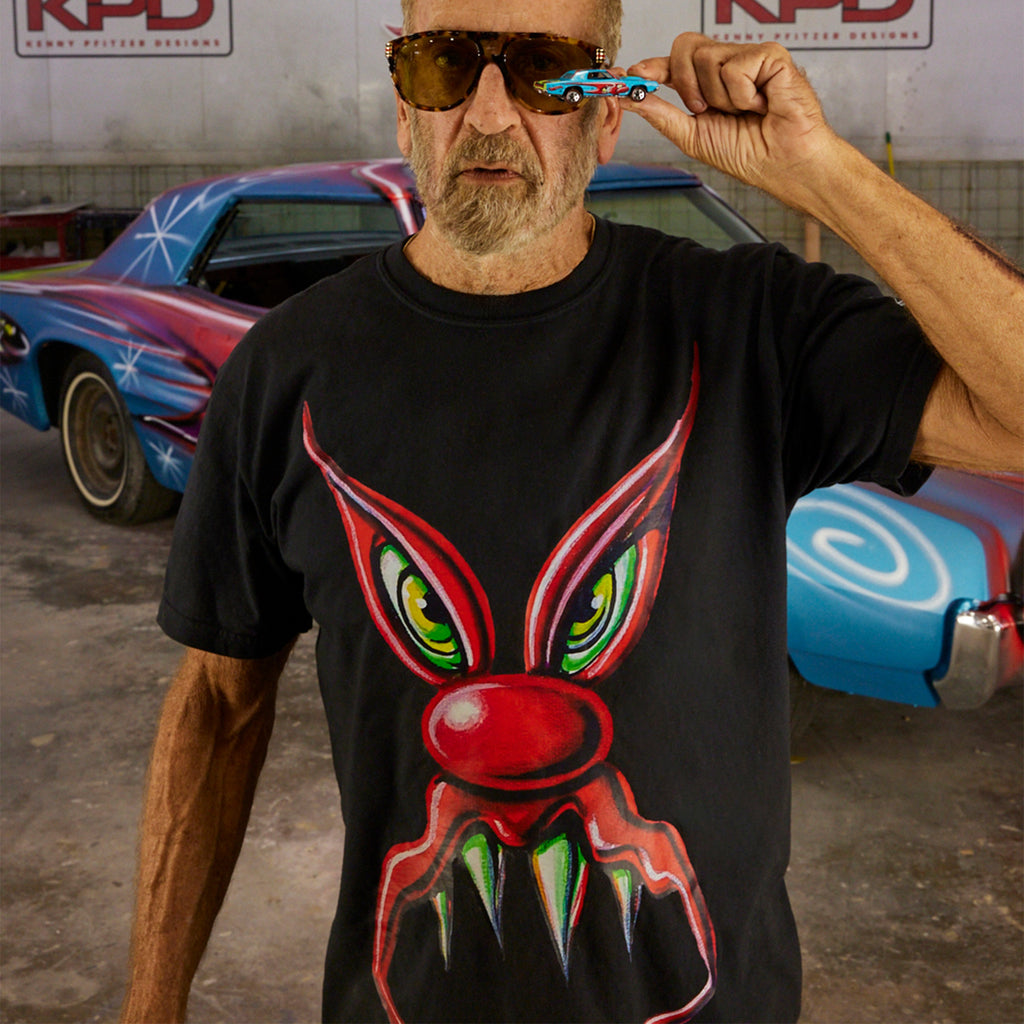 MC_PDP_KennyScharf-BlackShirt-