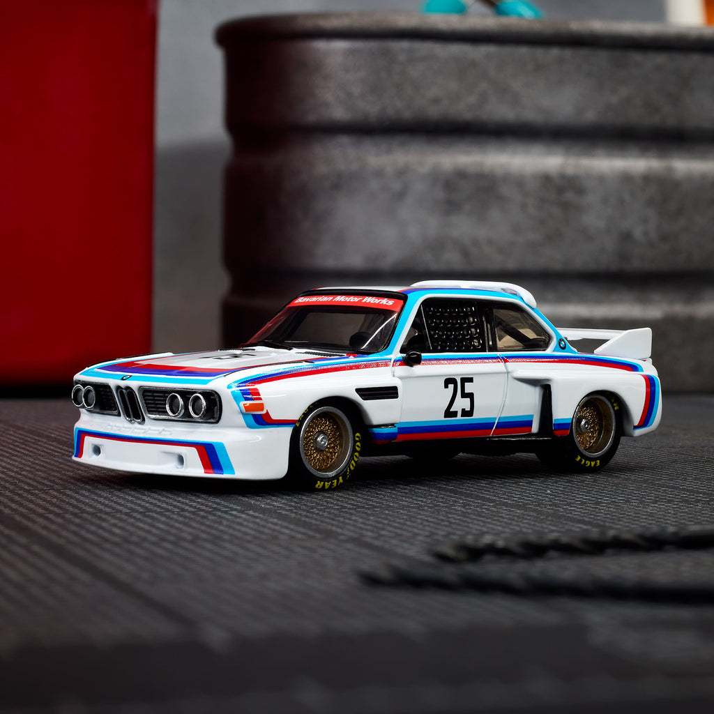 Hot Wheels Elite 64 1975 BMW 3.0 CSL Race | Mattel Creations