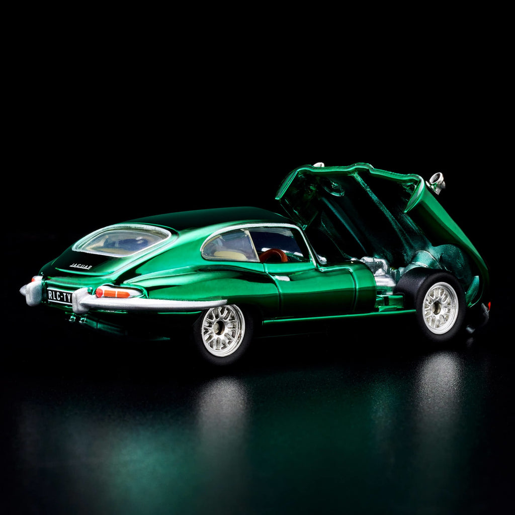 Hot Wheels RLC Exclusive 1964 Jaguar E-Type | Mattel Creations