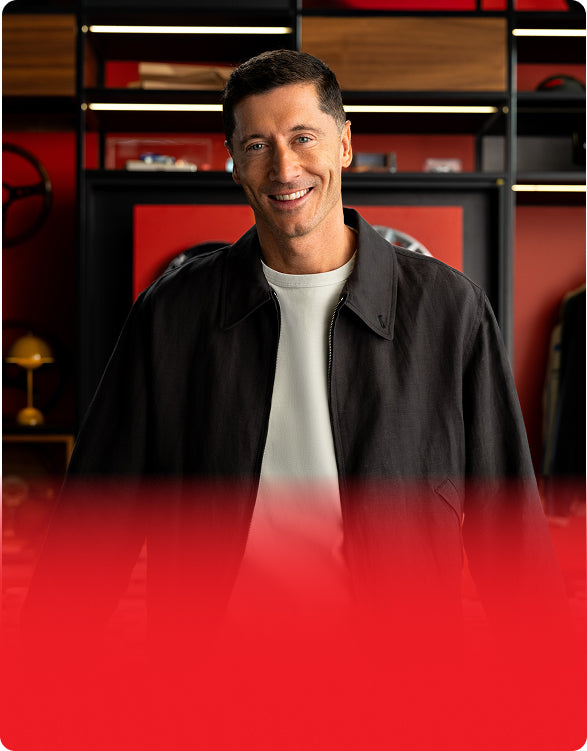 ROBERT LEWANDOWSKI<p>“Believe in yourself and never give up.”</p>
