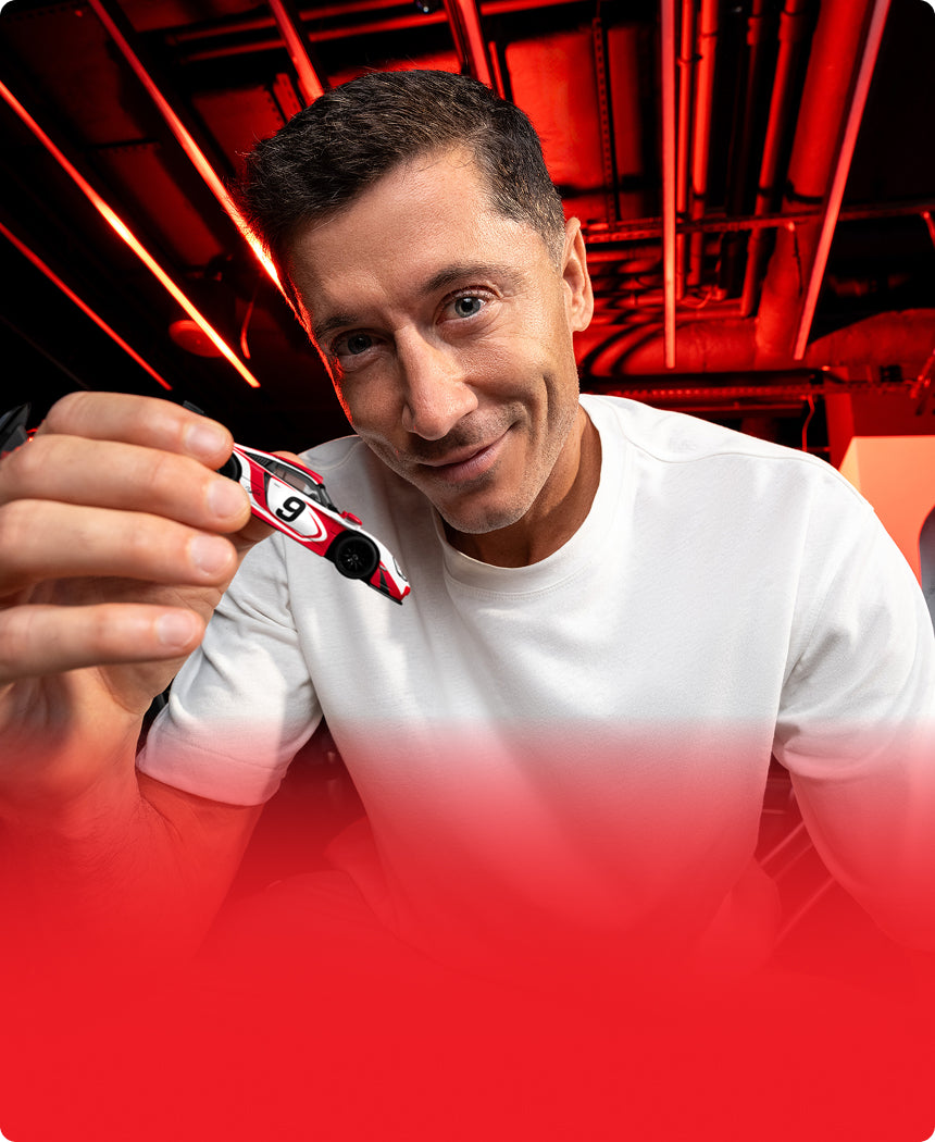 Robert Lewandowski<p>“Believe in yourself and never give up.”</p>