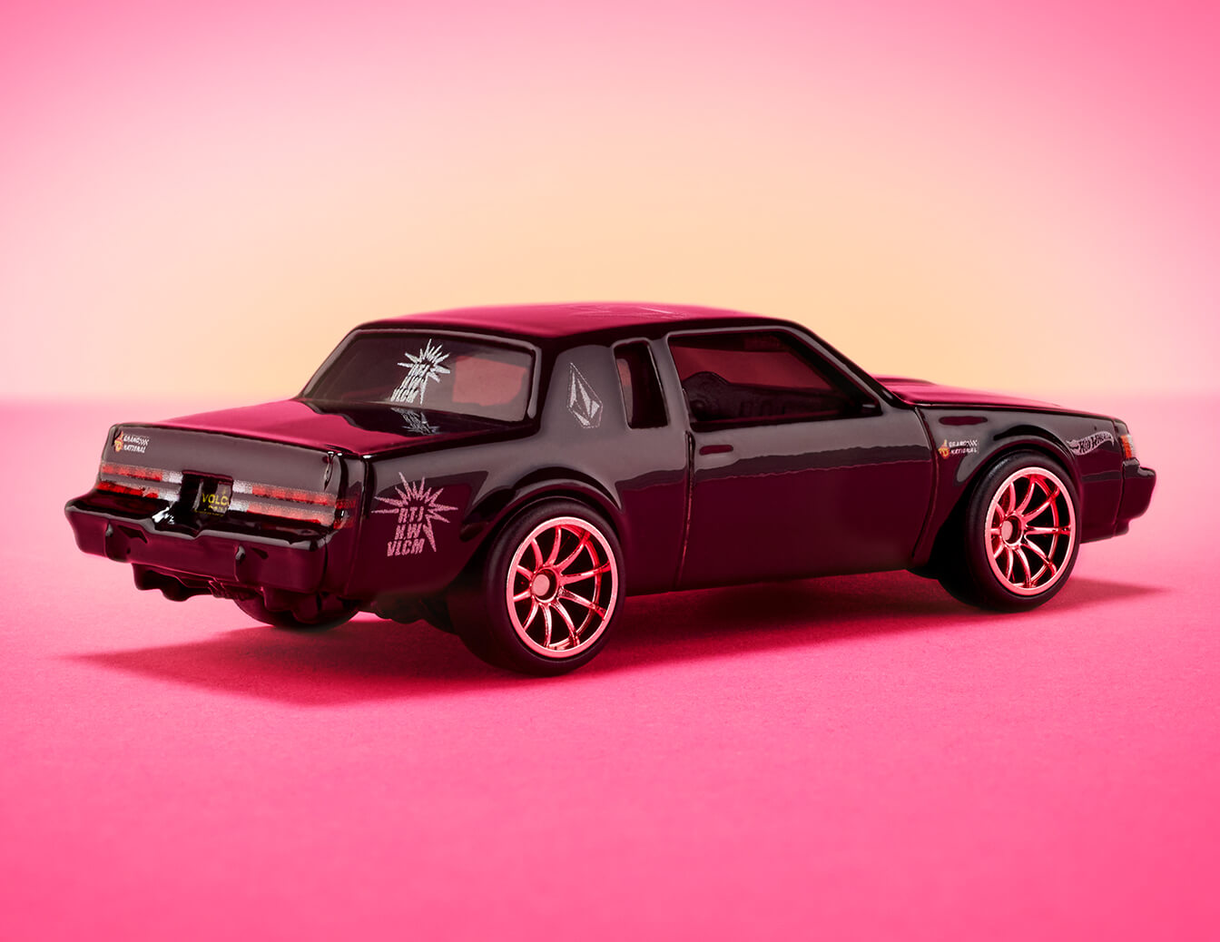 Hot Wheels Run The Jewels X Volcom | Mattel Creations