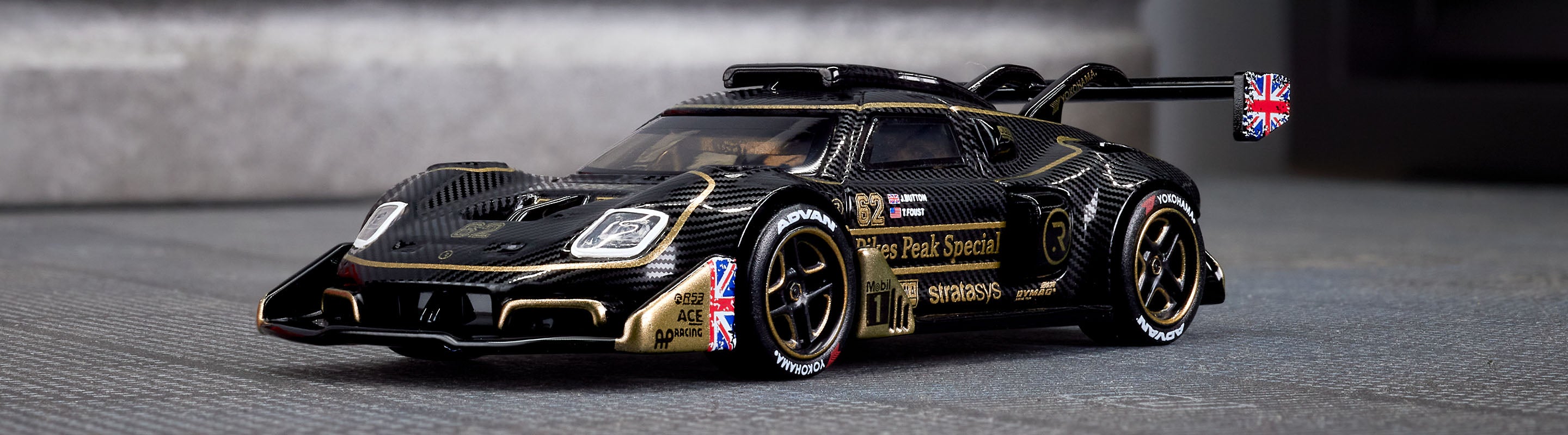 Hot Wheels Elite 64 Radford Type 62-2 Pikes Peak | Mattel Creations