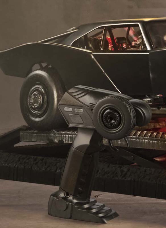 The BATMAN The Ultimate Batmobile – Mattel Creations