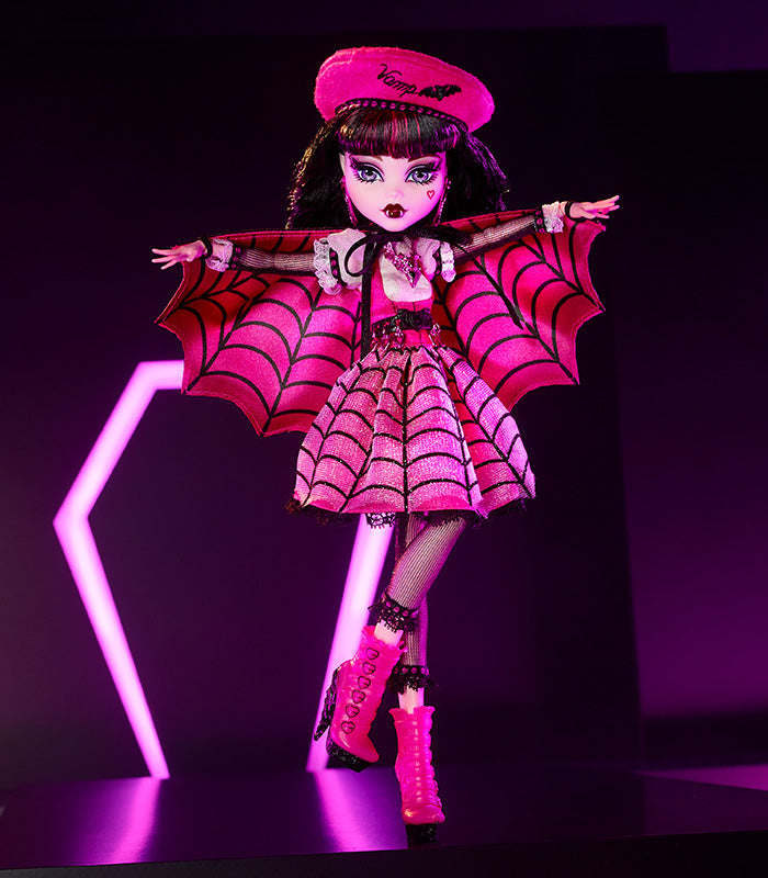 Monster High Haunt Couture Draculaura Doll - Monster High Dolls