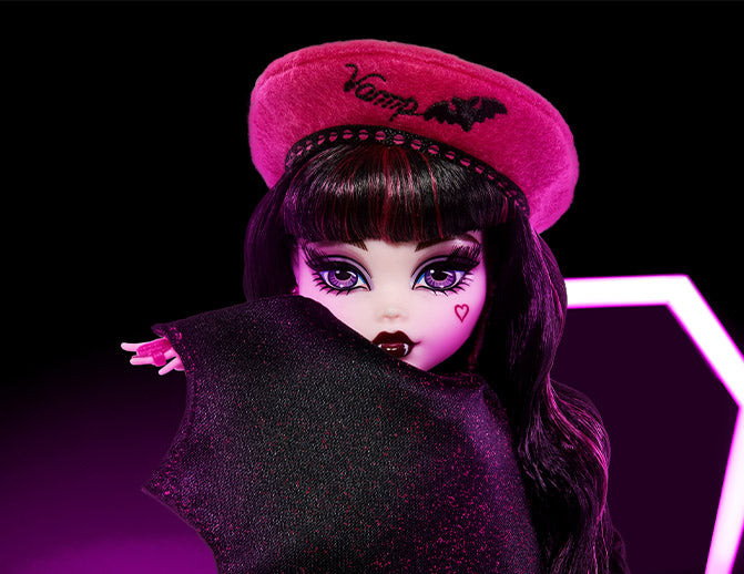 Monster High Haunt Couture Draculaura Doll - Monster High Dolls