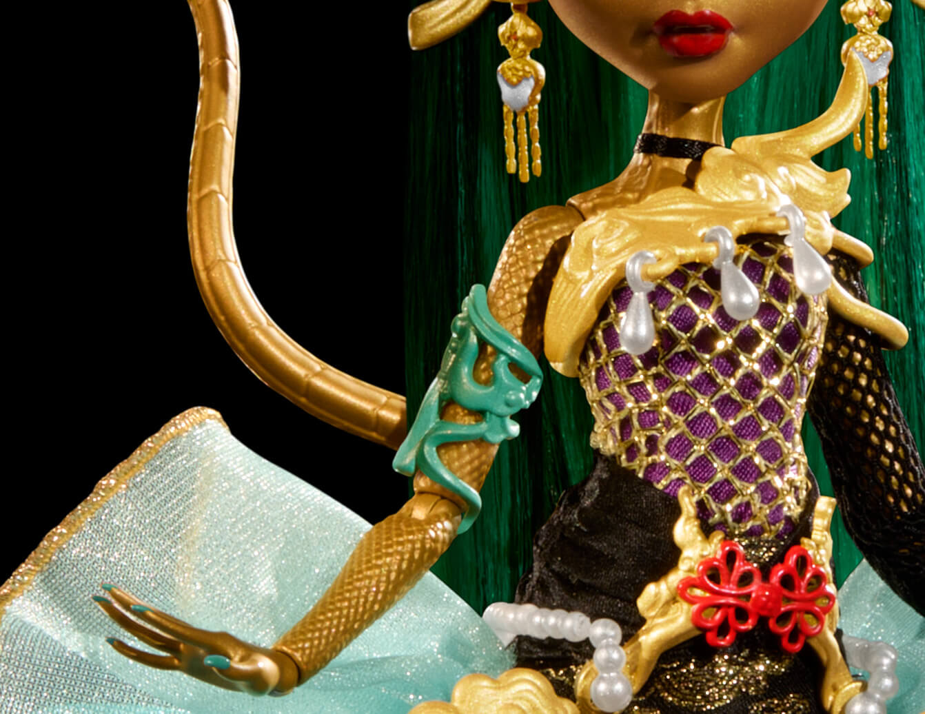 Monster High Fang Vote 2025 Jinafire Doll Mattel Creations