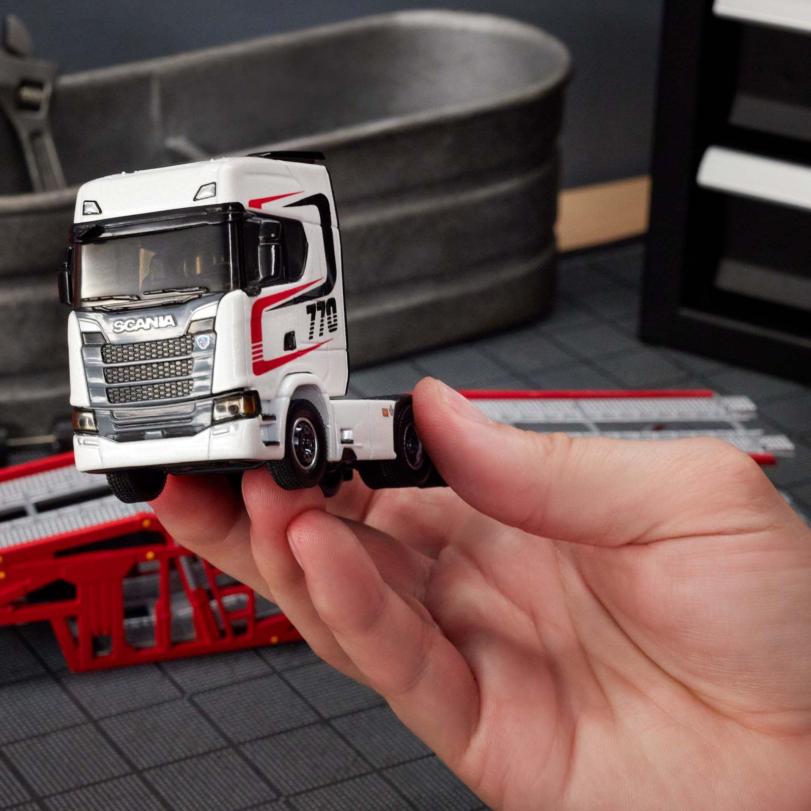 Hot Wheels Elite 64 Scania 770 S