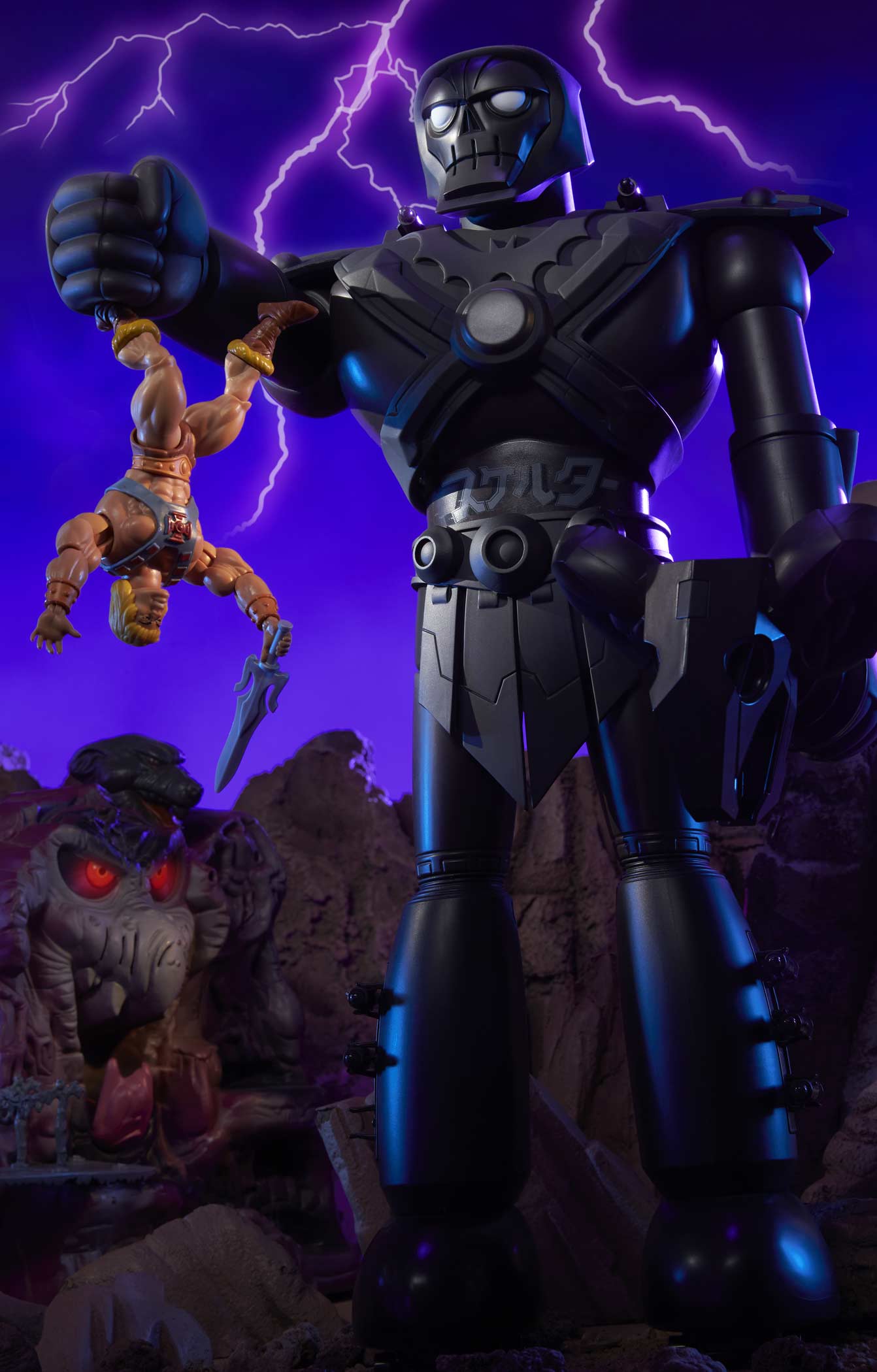 Shogun Warriors Skeletor Golden Havoc Edition – Mattel Creations