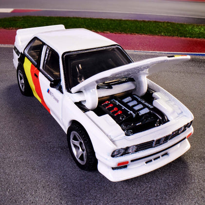 ミニカー Matchbox 1993 BMW E30 M3 Amazon.com: Matchbox Collectors 1993 BMW E30 M3 : Toys & Games