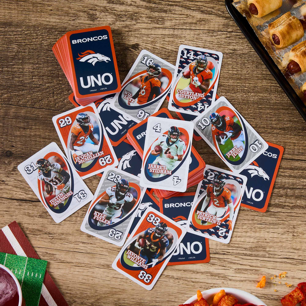 UNO Fandom NFL Denver Broncos Game Deck