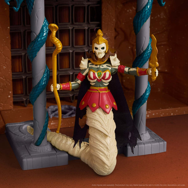 Skeletal Lady Slither