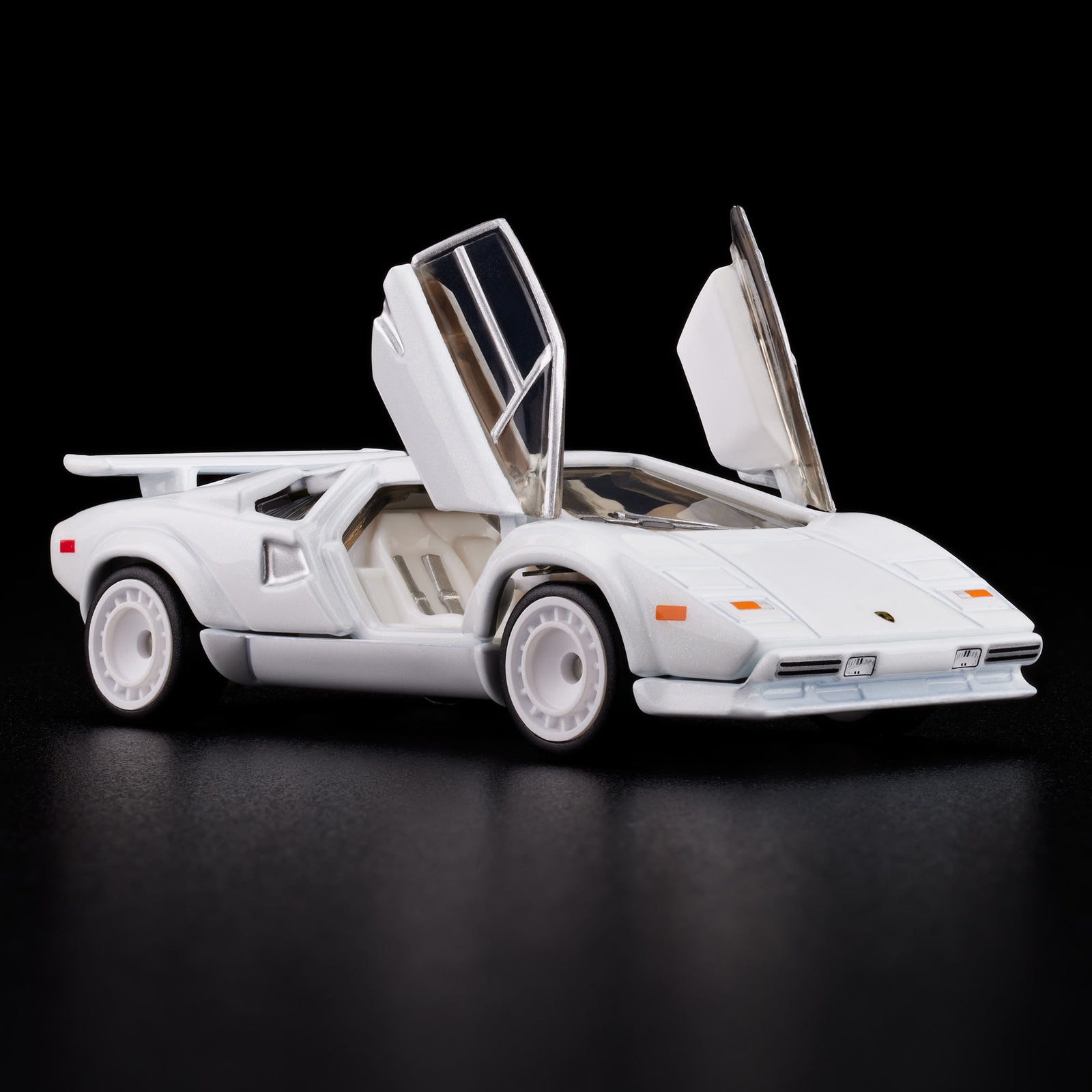 Hot Wheels 1982 Lamborghini Countach LP 500 S | Mattel Creations