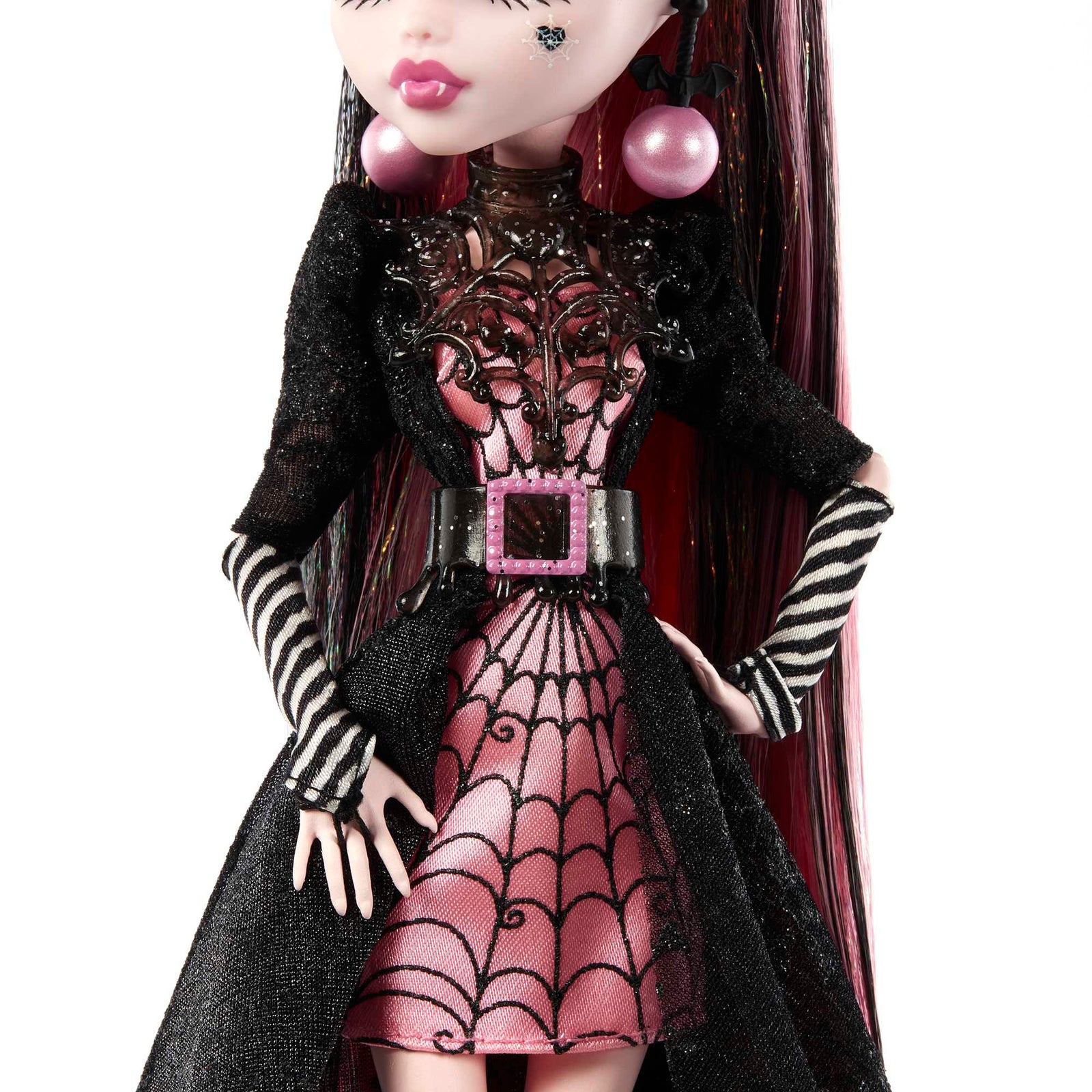 Monster High Howliday: Winter Edition Draculaura Doll