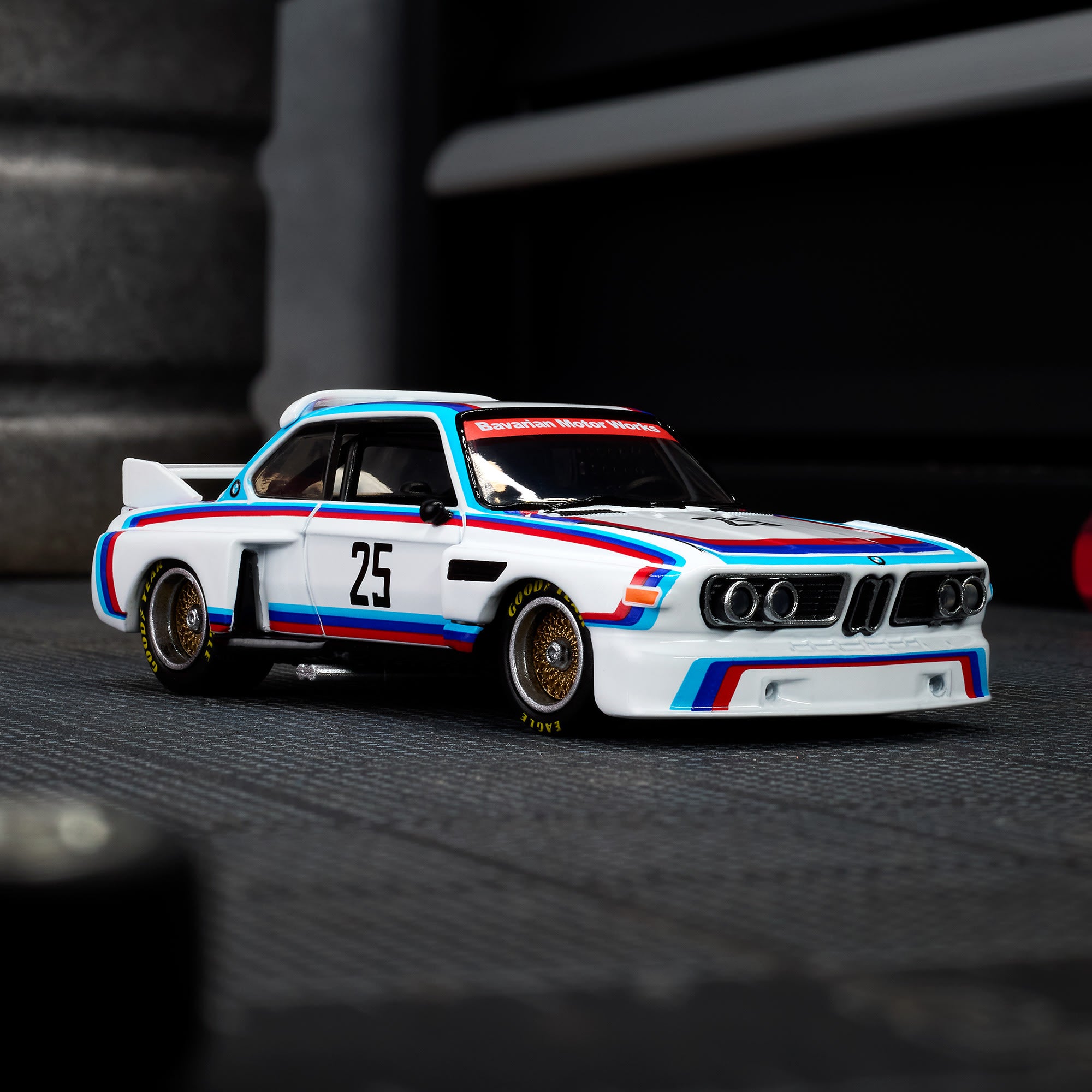 Hot Wheels Elite 64 1975 BMW 3.0 CSL Race