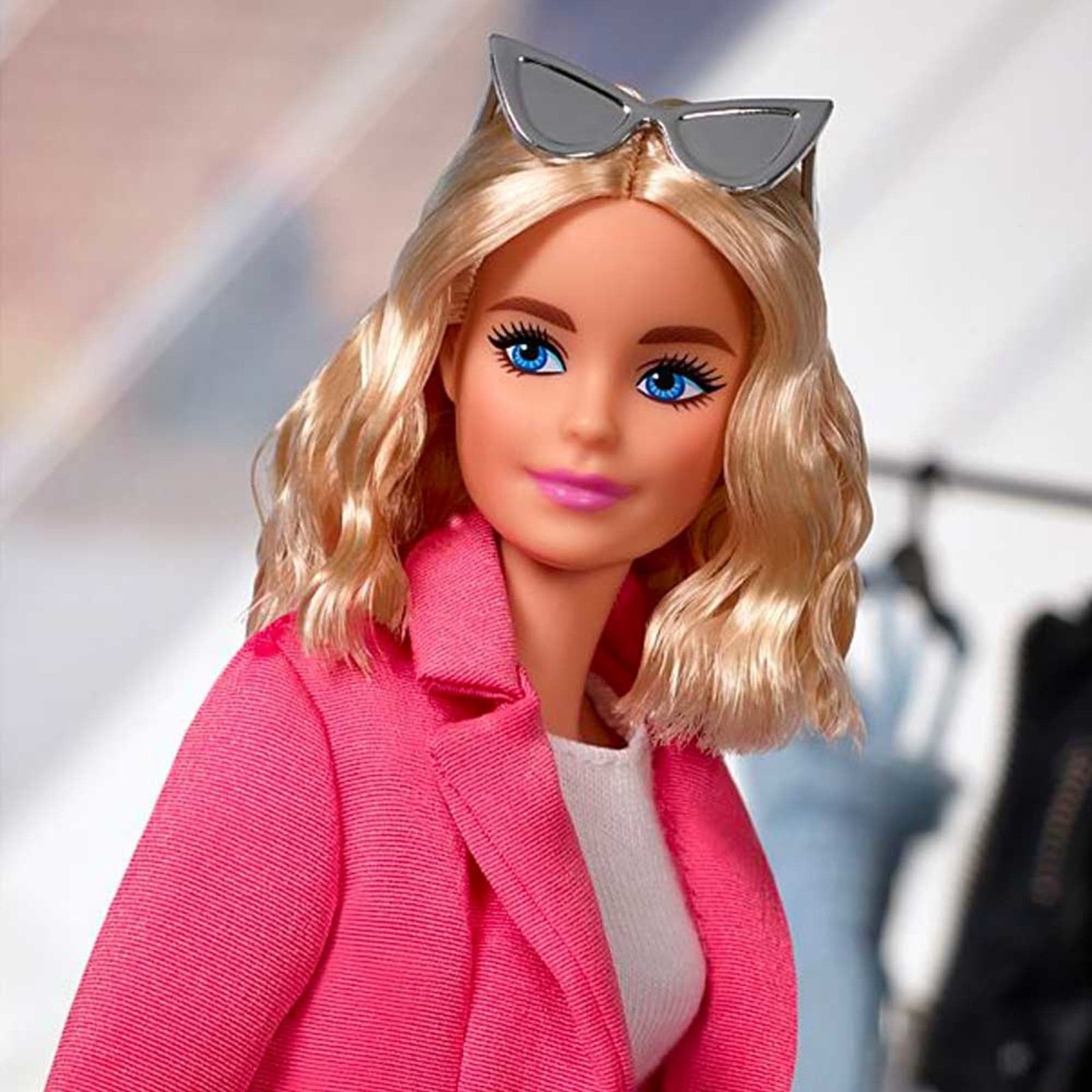 Barbie @BarbieStyle Doll 1