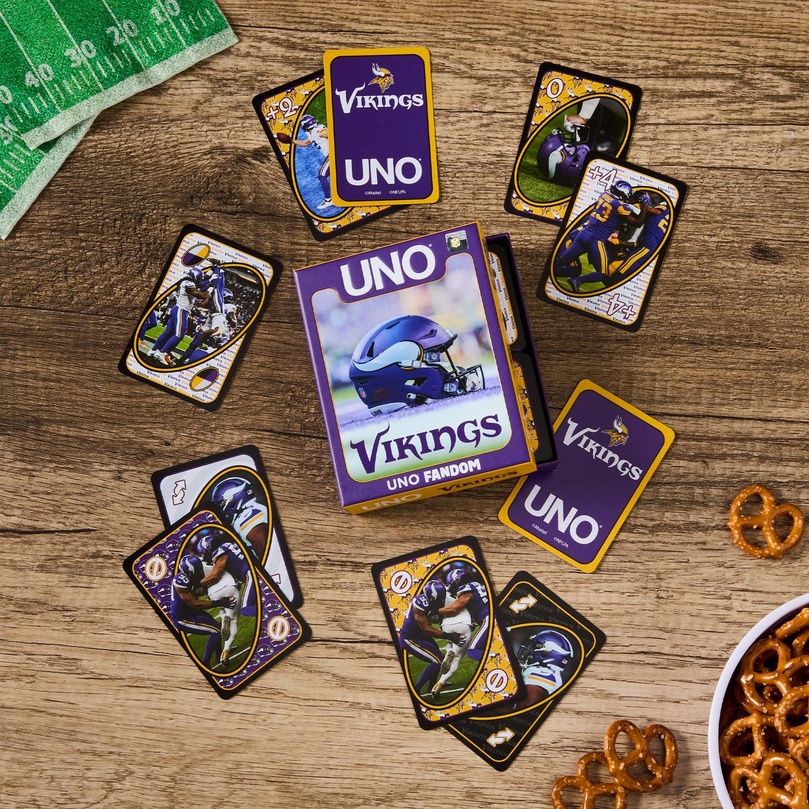 UNO Fandom NFL Minnesota Vikings Game Deck
