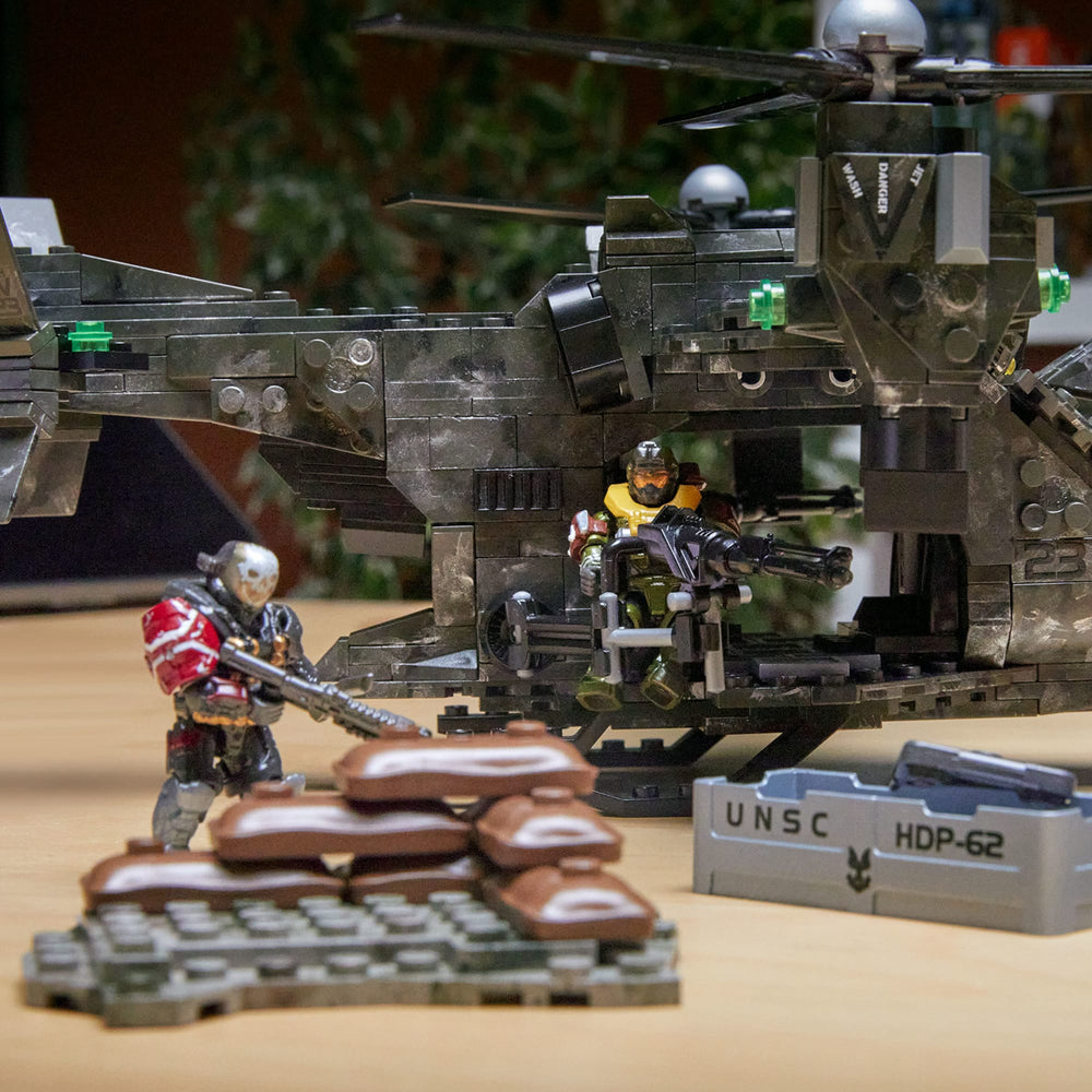 Falcon Sweep MEGA Halo UNSC Falcon Sweep Building Toy Kit – Mattel Creations