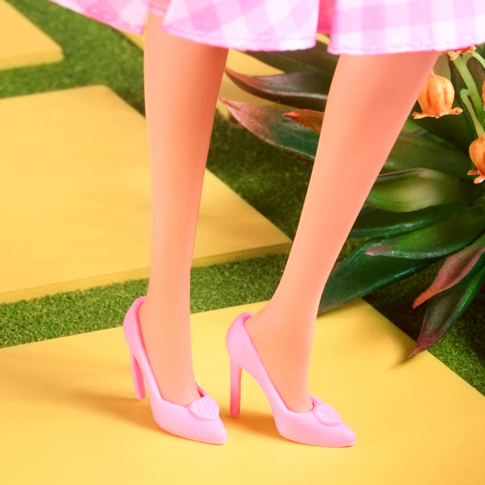 Barbie in Pink Gingham Dress – Barbie The Movie