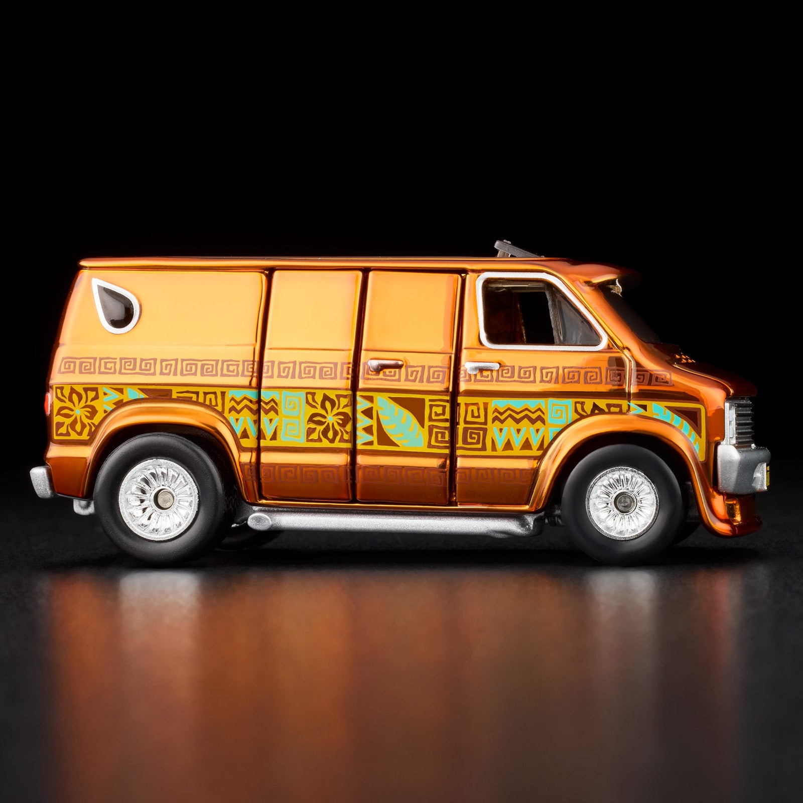RLC Exclusive ‘70s Dodge Tradesman Van