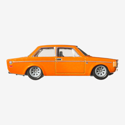 Hot Wheels Premium Car Culture Canyon Warriors – '74 Volvo 142 GL