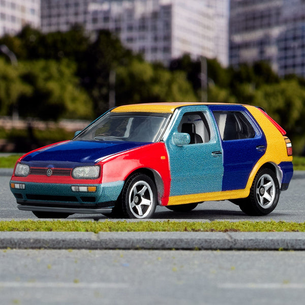 Matchbox Collectors 1995 Volkswagen Golf Harlequin| Mattel Creations