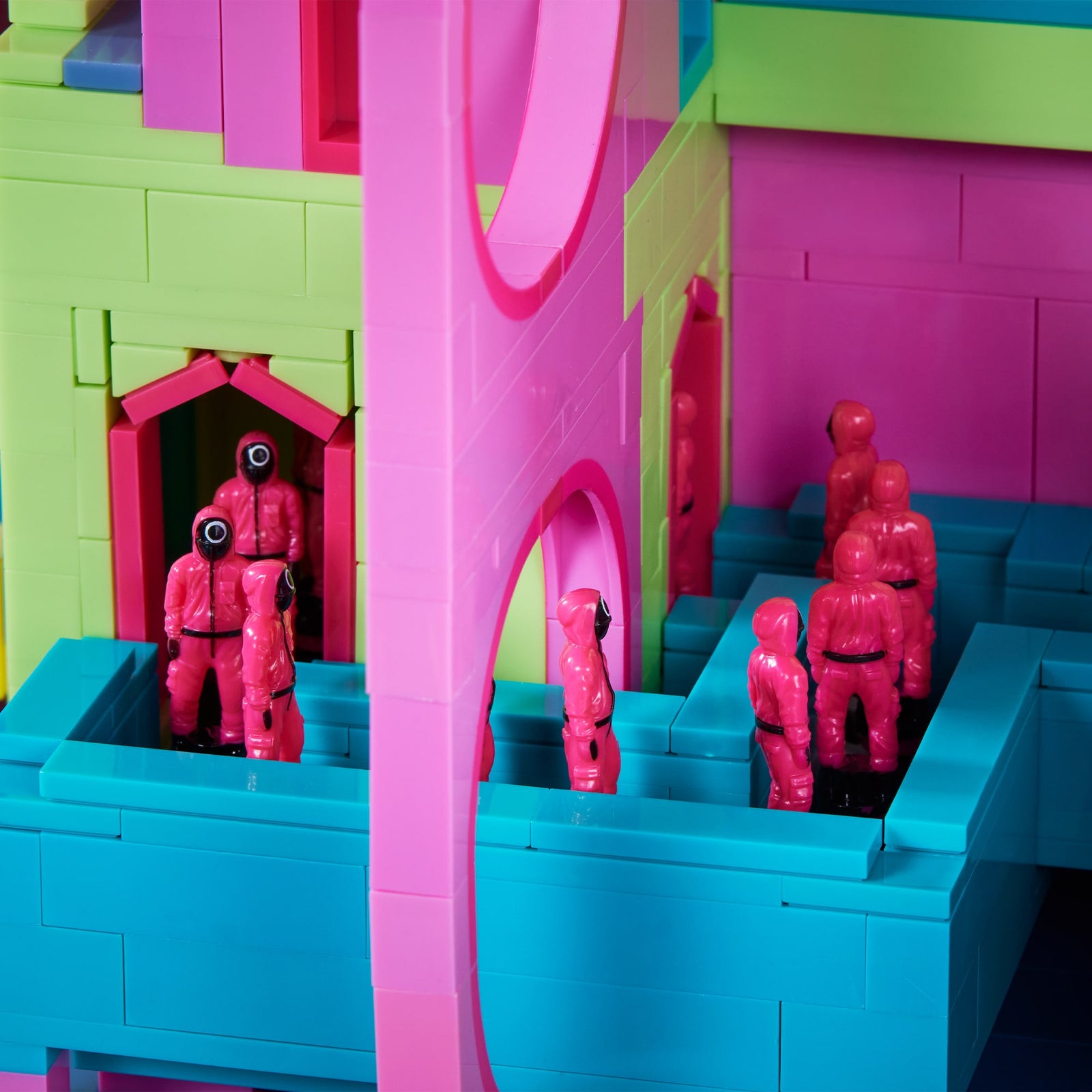 MEGA Squid Game Staircase Collector Building Set