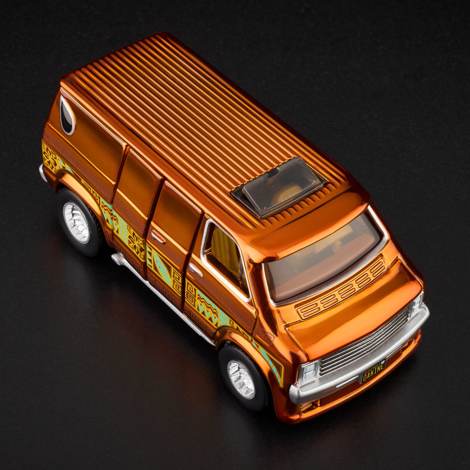 RLC Exclusive ‘70s Dodge Tradesman Van