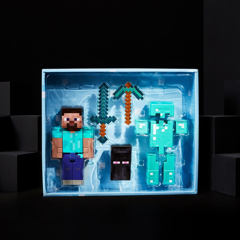 Minecraft Diamond Level Steve Collector Action Figure