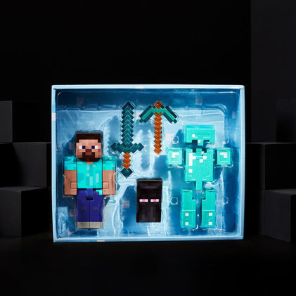 Minecraft Diamond Level Steve Collector Action Figure