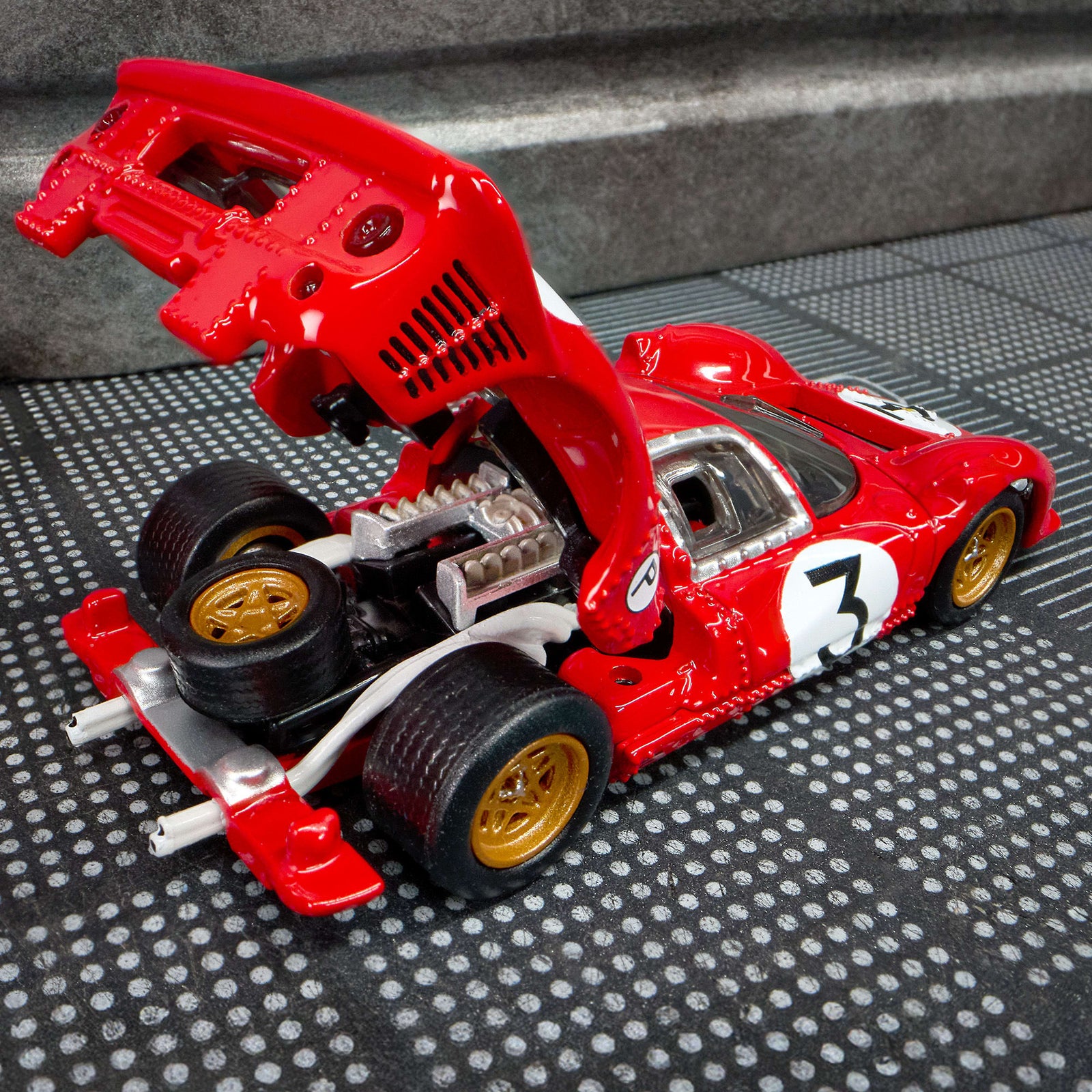 Hot Wheels Elite 64 1967 Ferrari 330 P4