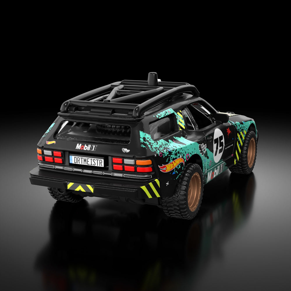 Hot Wheels Mobil 1 Porsche Dirtmeister 944