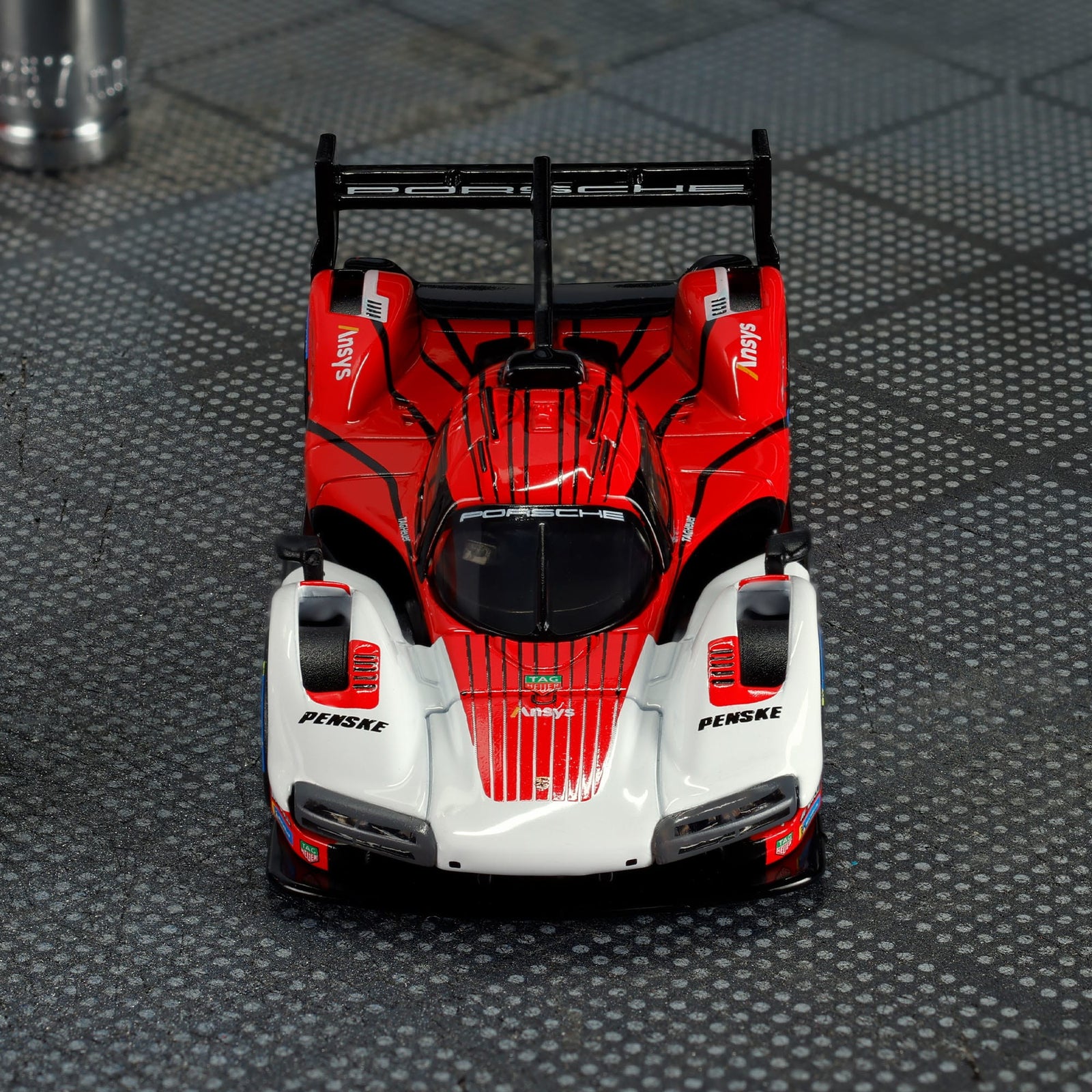 Hot Wheels Elite 64 Porsche 963