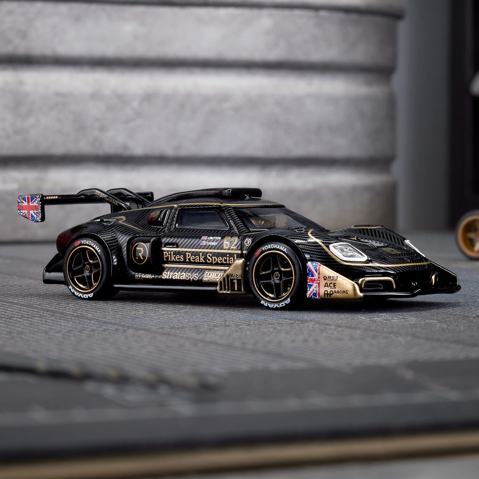 Hot Wheels Elite 64 Radford Type 62-2 Pikes Peak