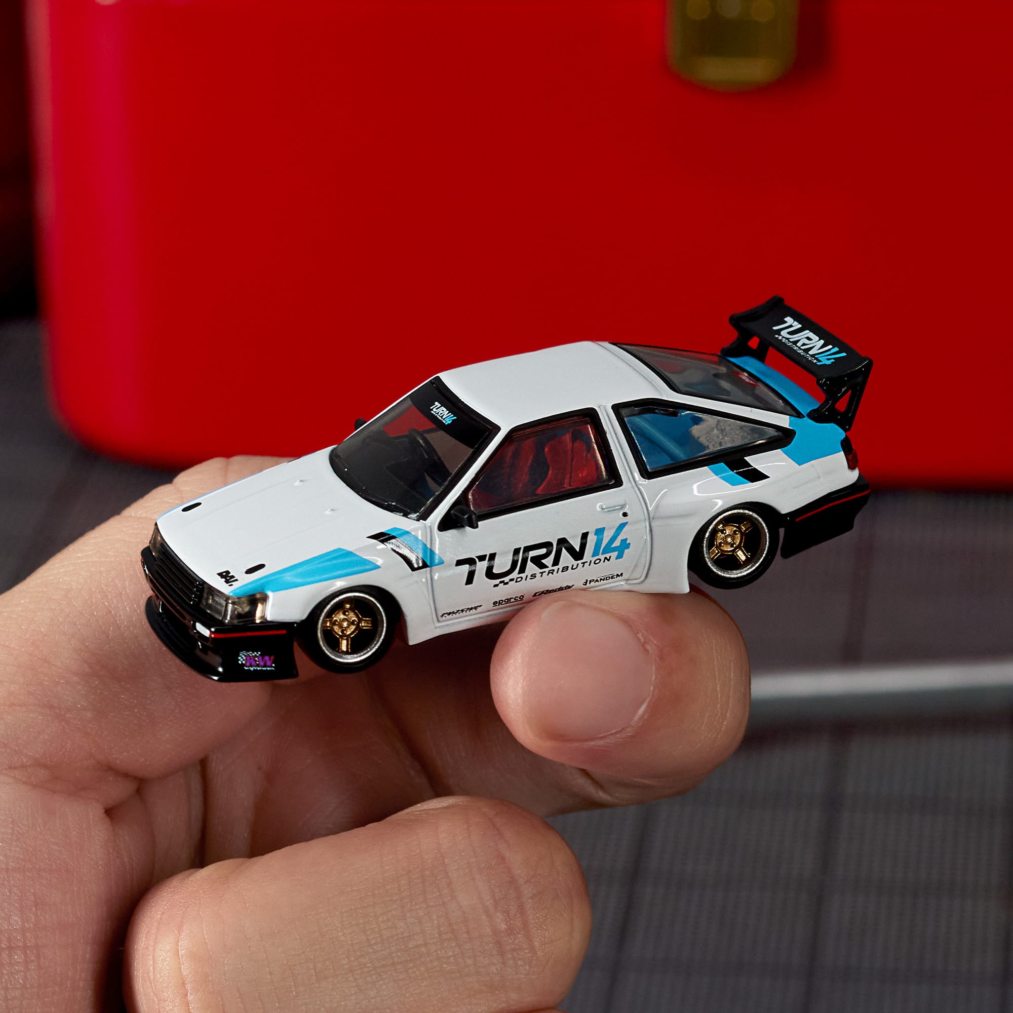 Hot Wheels Elite 64 Toyota Corolla Levin (AE86) Custom | Mattel Creations