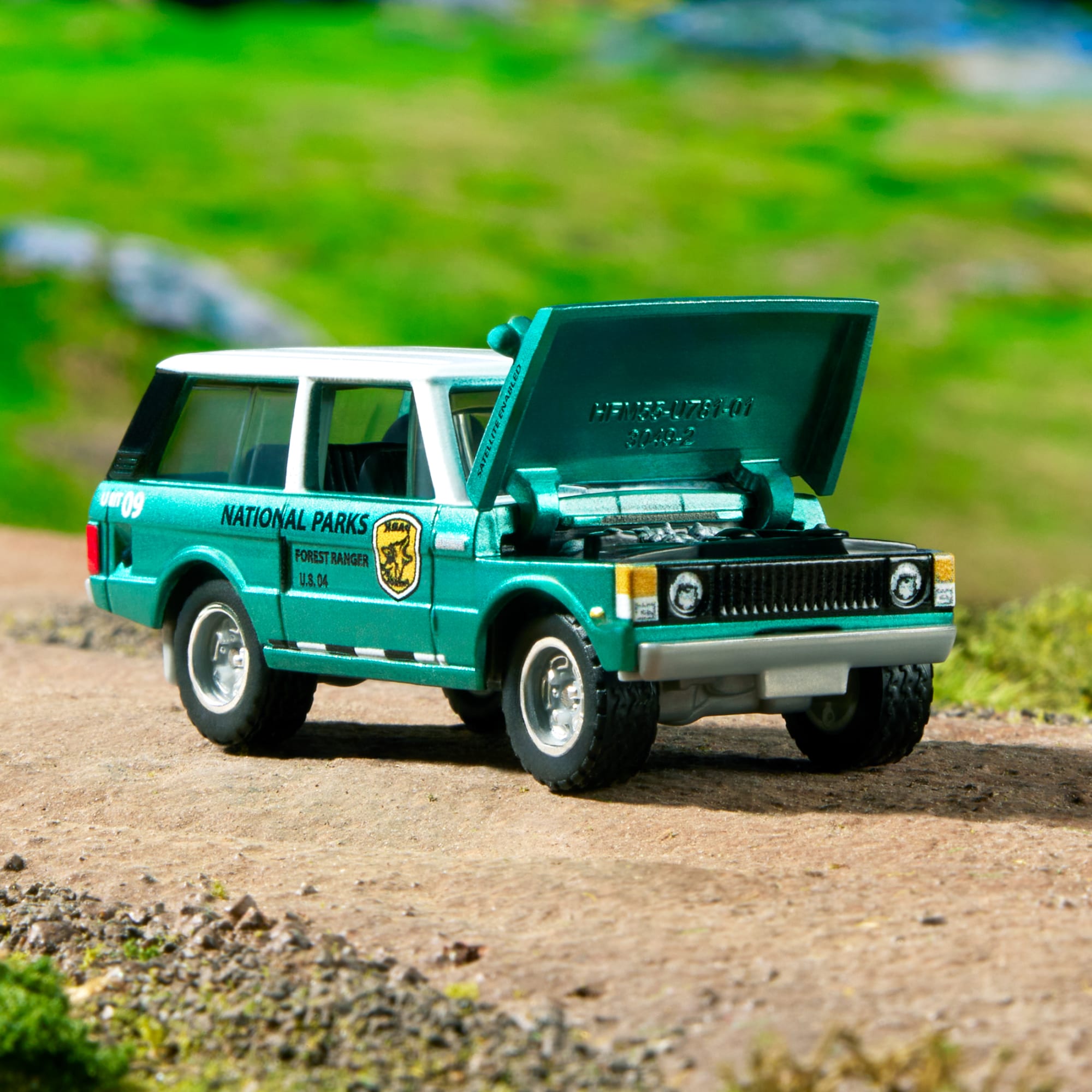 Matchbox Collectors 1975 Range Rover | Mattel Creations
