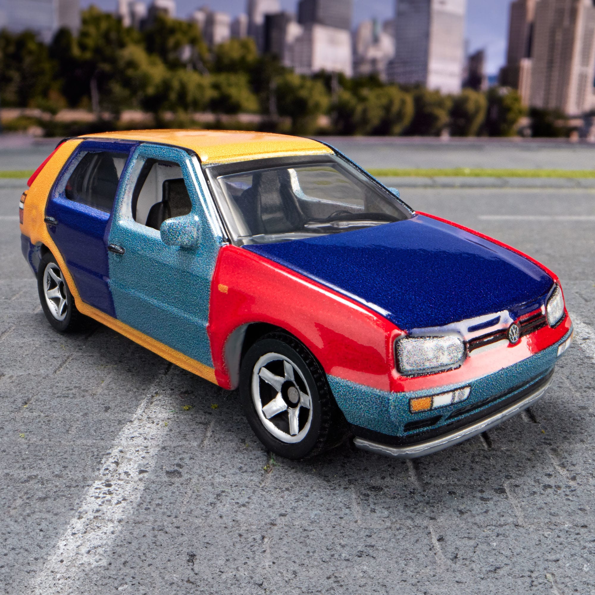 Matchbox 1995 Volkswagen Golf Harlequin