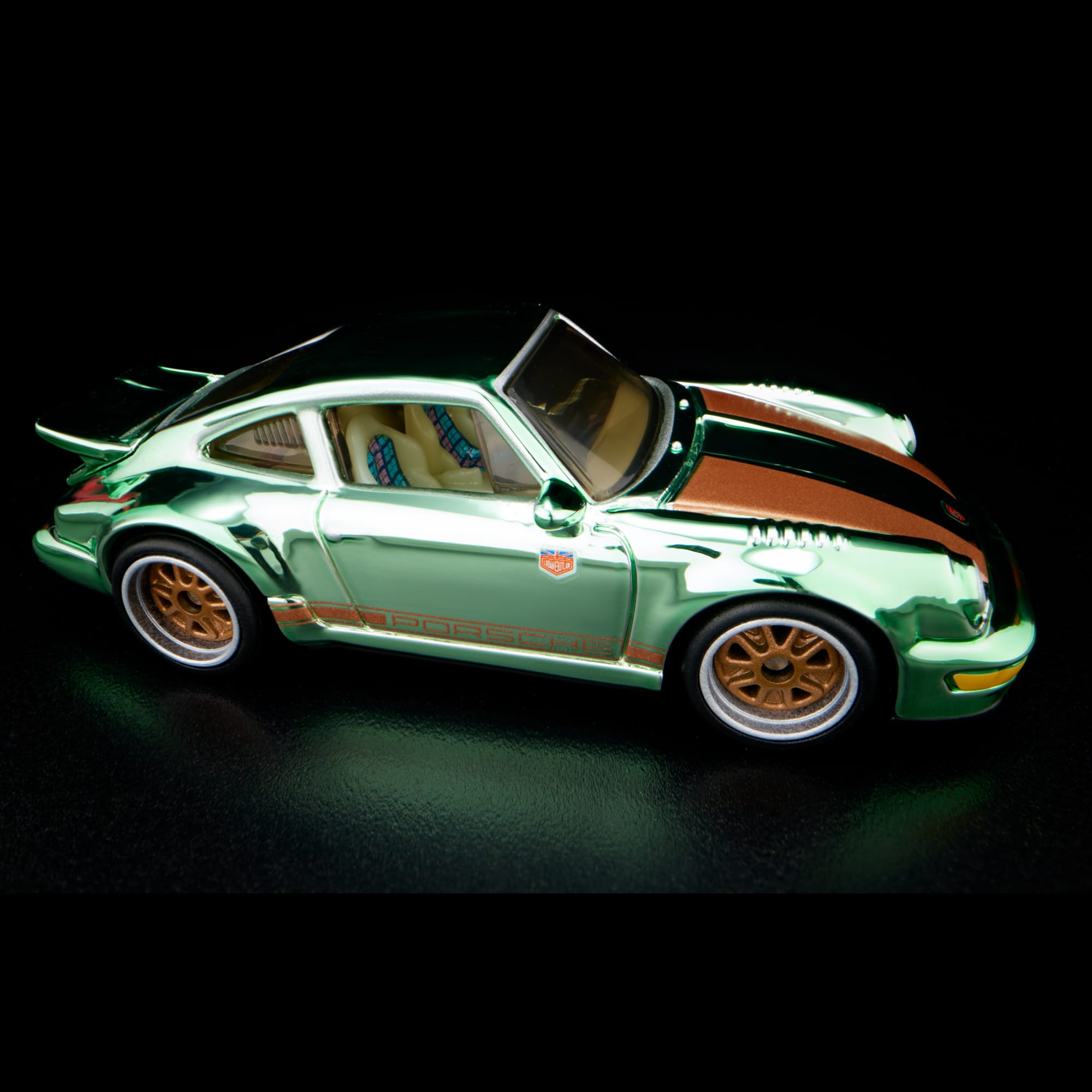 RLC Exclusive Magnus Walker “Urban Outlaw” Porsche 964