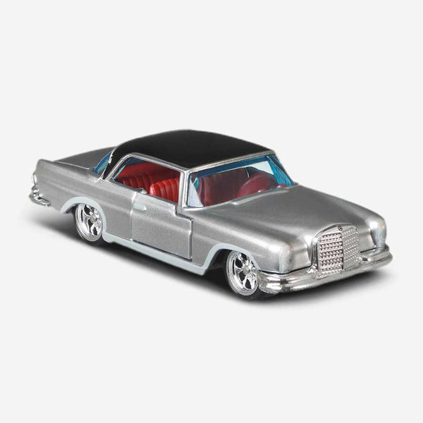 Matchbox ’62 Mercedes-Benz 220 SE Coupe