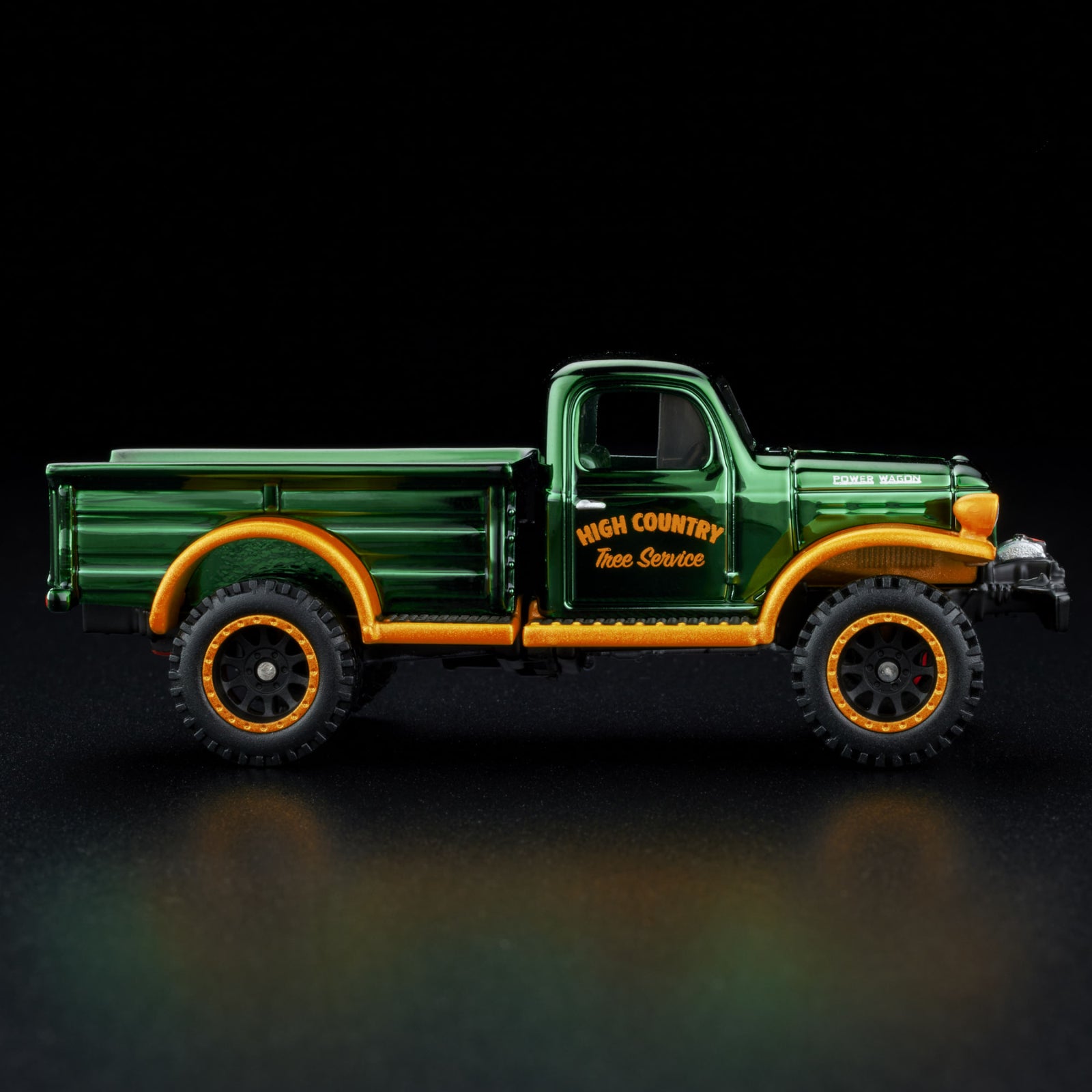 RLC Exclusive Holiday 1952 Dodge Power-Wagon