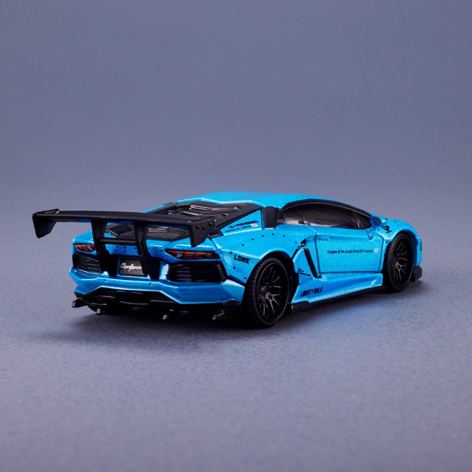 Elite 64 Series LBWK Lamborghini Aventador LP 700-4