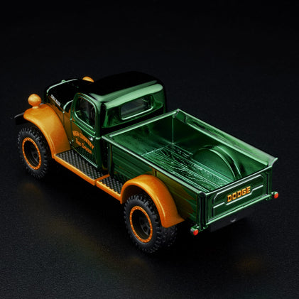 RLC Exclusive Holiday 1952 Dodge Power-Wagon