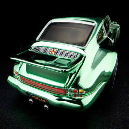 RLC Exclusive Magnus Walker “Urban Outlaw” Porsche 964
