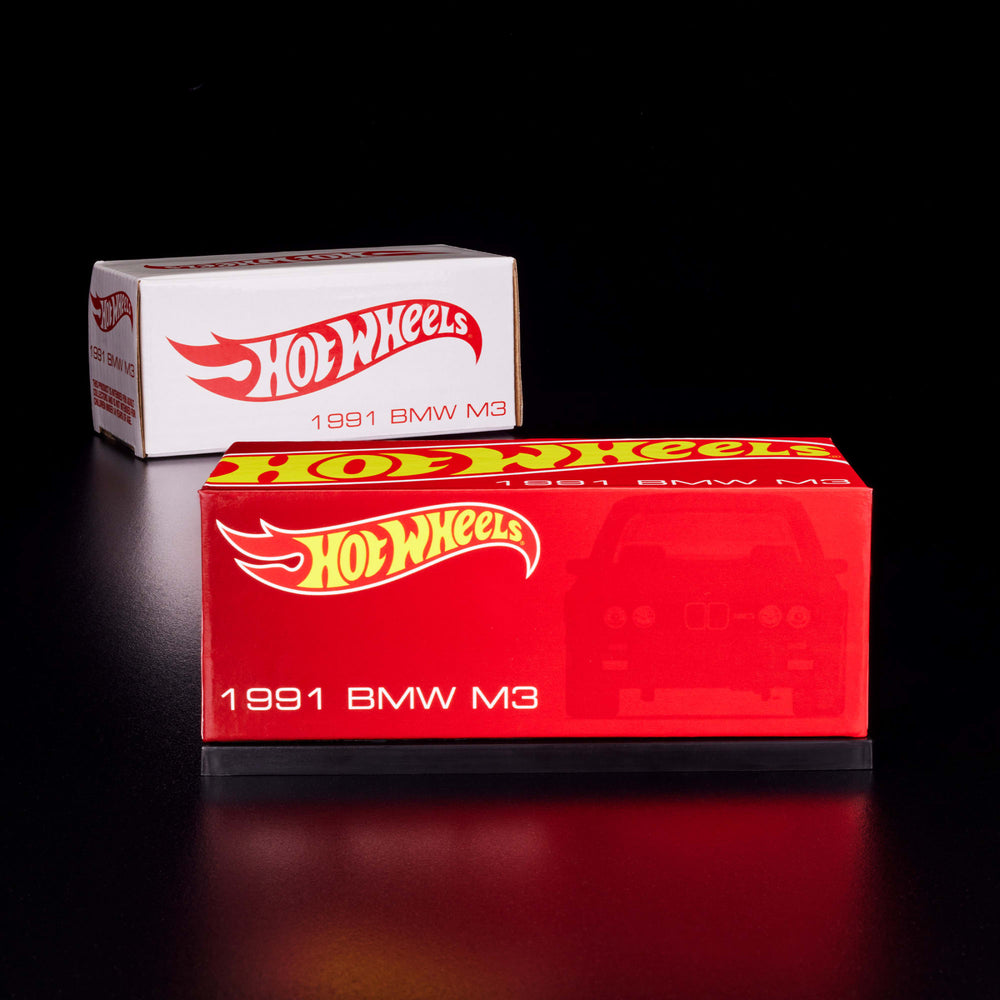 Masinuta de colectie Hot Wheels 1991 BMW M3, RLC - Red Line Club, Spectraflame Red, 1:64 Masinuta de colectie Hot Wheels 1991 BMW M3, RLC - Red Line Club, Spectraflame Red, 1:64