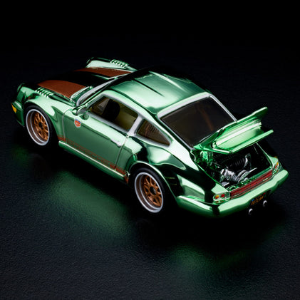 RLC Exclusive Magnus Walker “Urban Outlaw” Porsche 964 2023